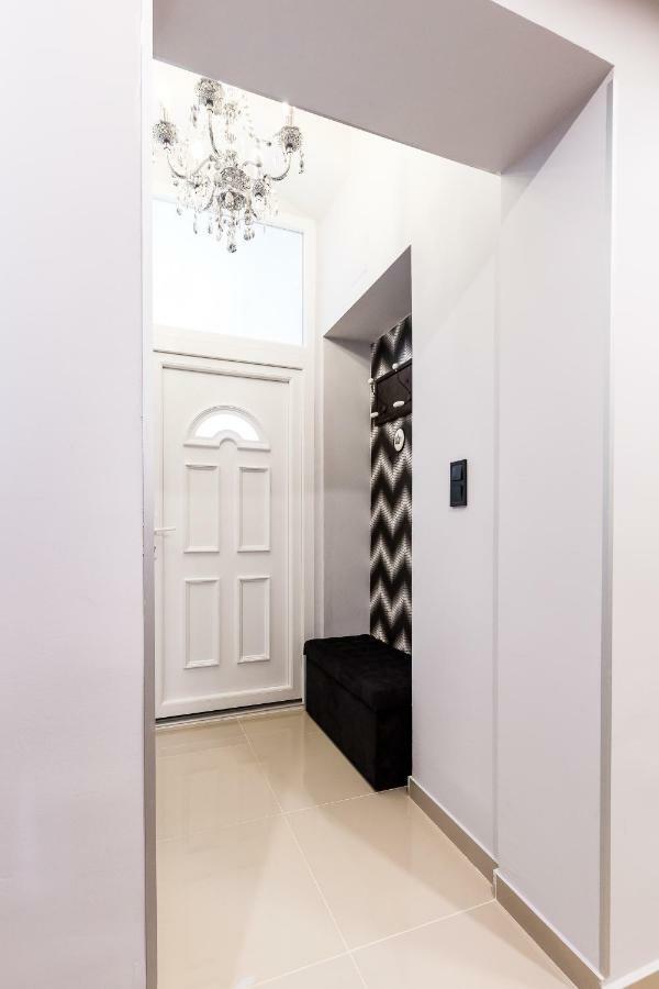 Center,The Rumbach Suite Budapest Esterno foto
