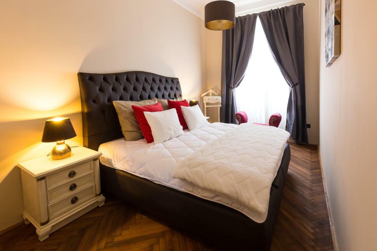 Center,The Rumbach Suite Budapest Esterno foto