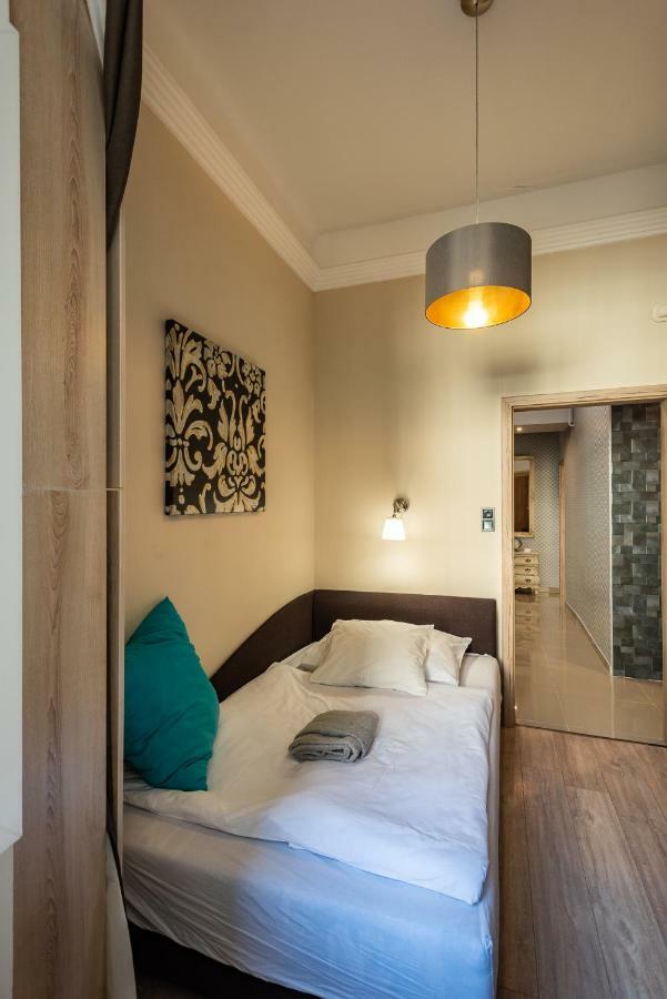 Center,The Rumbach Suite Budapest Esterno foto