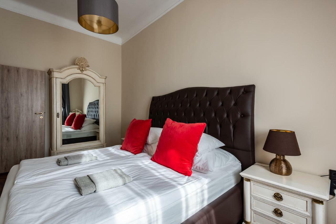 Center,The Rumbach Suite Budapest Esterno foto