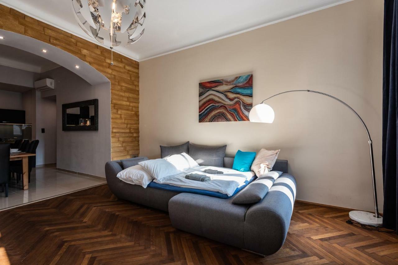 Center,The Rumbach Suite Budapest Esterno foto