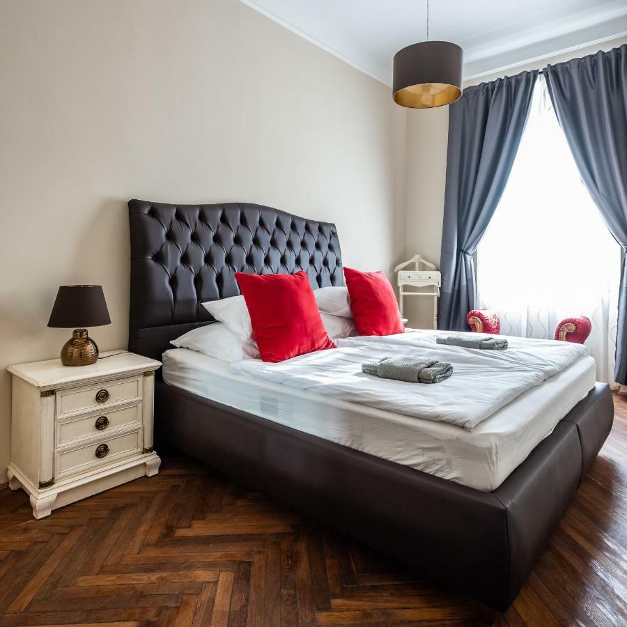 Center,The Rumbach Suite Budapest Esterno foto